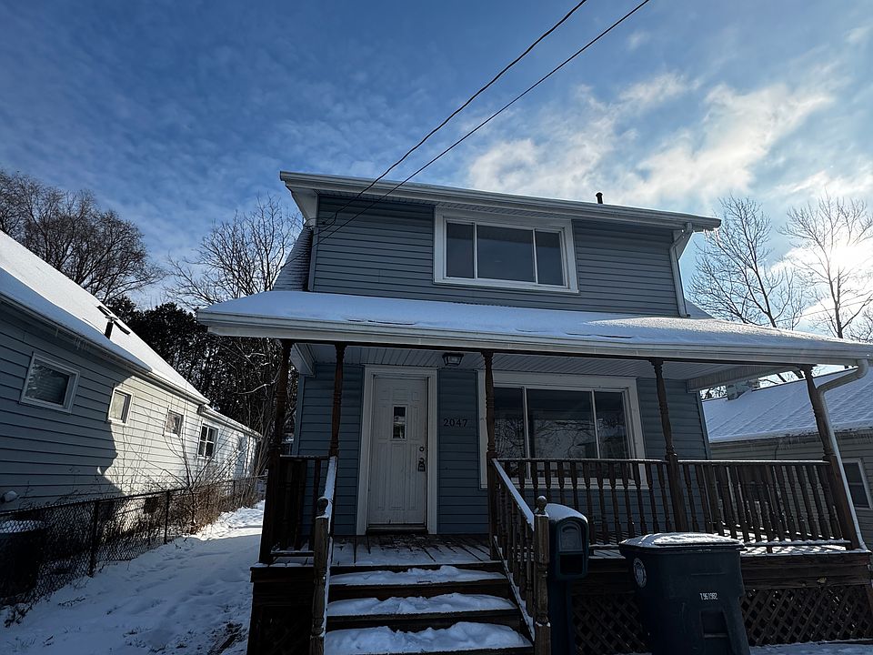 1st image of 2047 18th St SW