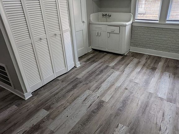 2nd image of 5044 Olcott Ave #11490761