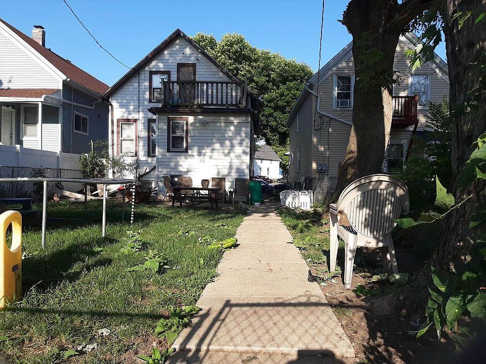 2nd image of 2255 S 14th St