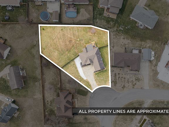 2nd image of 288 Bellshire Dr