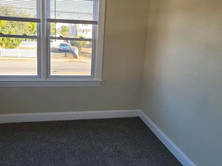 Inlet Pointe Apartments — Photo 7