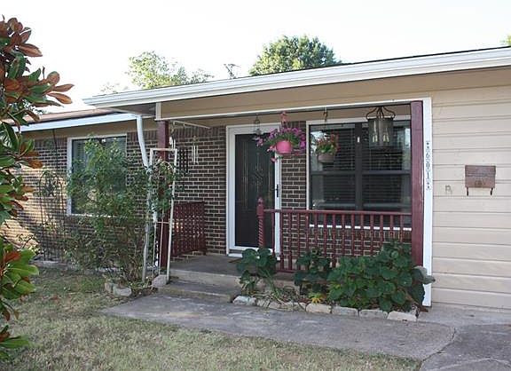 2nd image of 601 W Atchley Dr