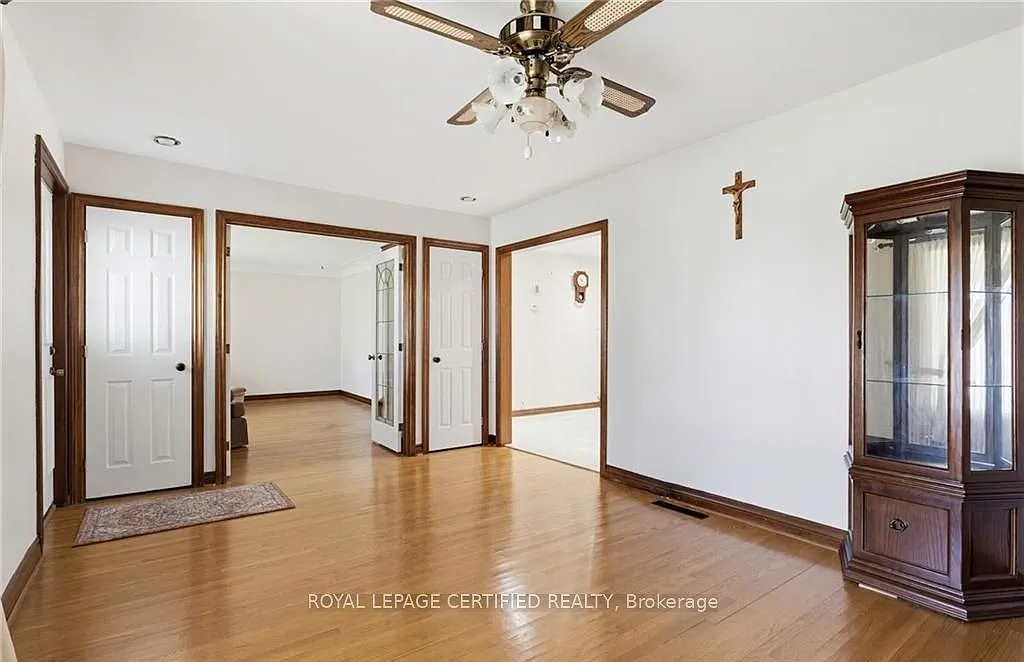 4 bed, $3,999 — Photo 4
