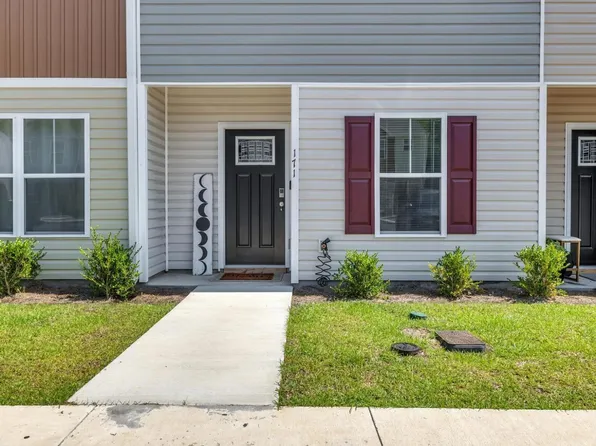 171 Buckhorn Avenue, Holly Ridge, NC 28445