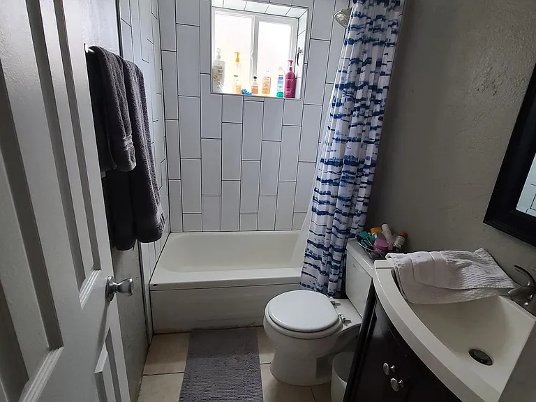 1545 E 31st Ave #5 — Photo 6