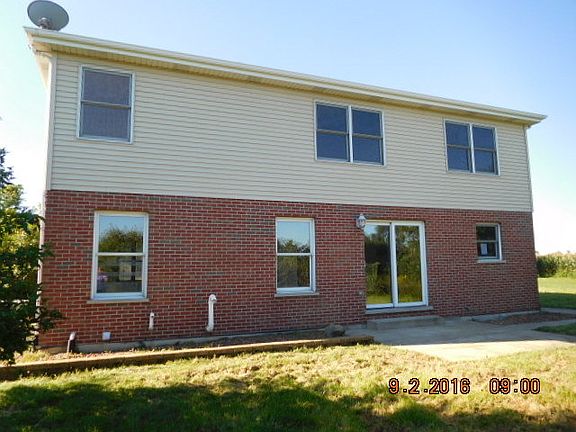 2nd image of 1961 Grand Prairie Dr