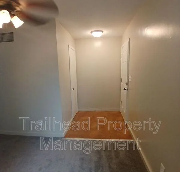 3325 S Oxford Ave #A — Photo 18