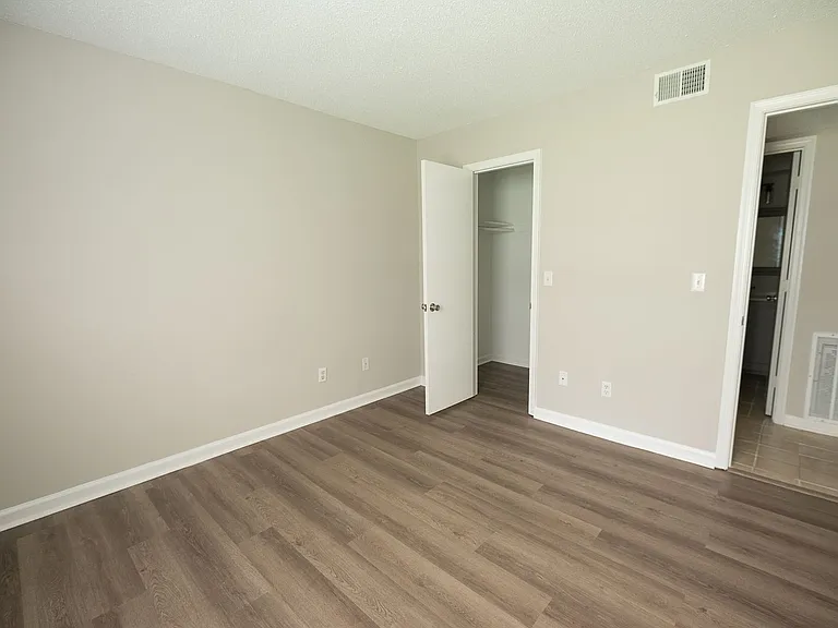 5639 Hornaday Rd #B — Photo 17