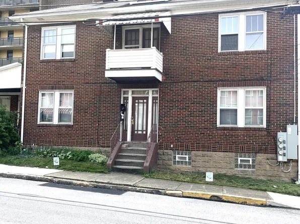 540 Brinton Ave, Trafford, PA