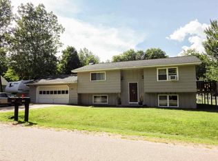 1585 Granite Ave, Marquette, MI 49855