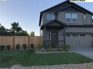 32907 E McKenzie St #39, Coburg, OR 97408