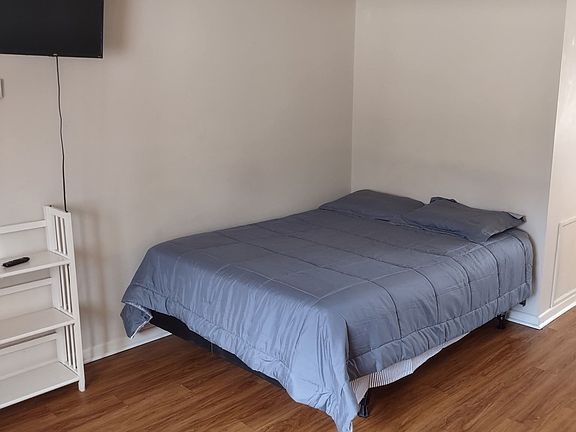 3rd image of 242 Commercial St #11377578