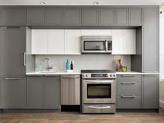 4th image of 432 W 52nd St APT 3C