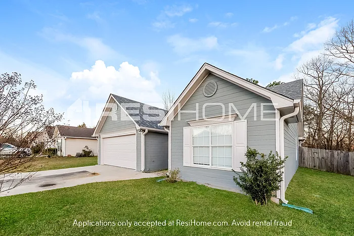 Building Photo - 1324 Royalty Dr