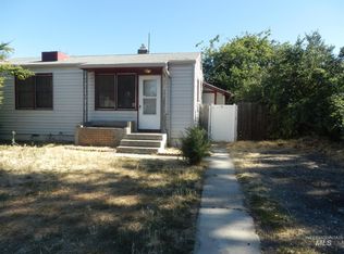 3893 W Pershing Dr, Boise, ID 83705