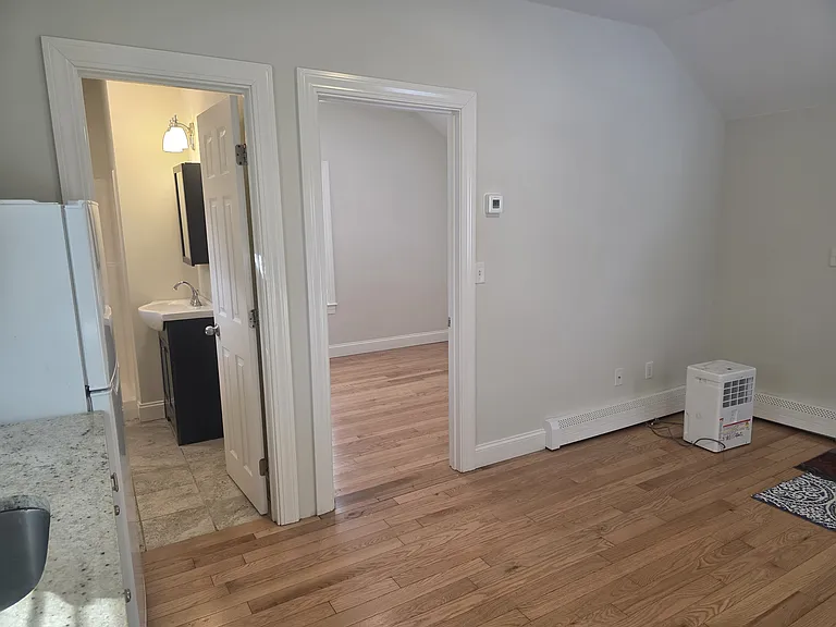 182 Sea St #4 — Photo 19