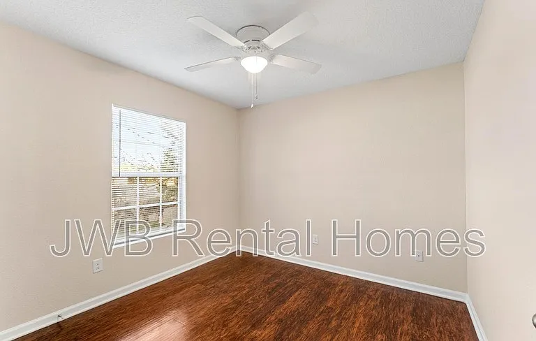 3330 Rayford St — Photo 17