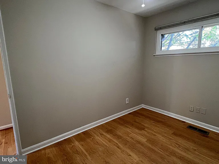 1635 Westwind Way — Photo 35