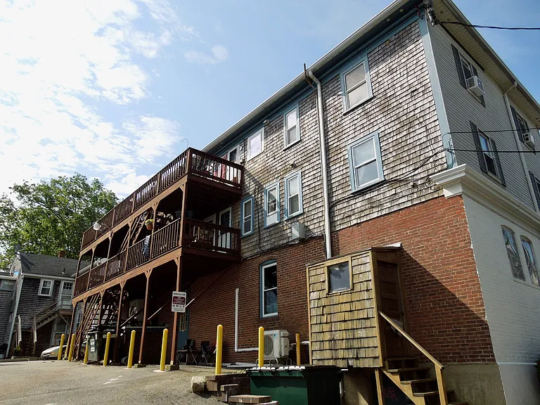 50 Sandwich St #4 — Photo 2