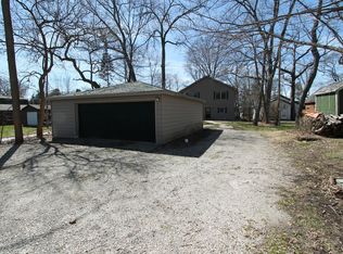 8040 Park St, Burlington, WI