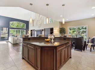 6484 Ivy Way, Edina, MN 55436