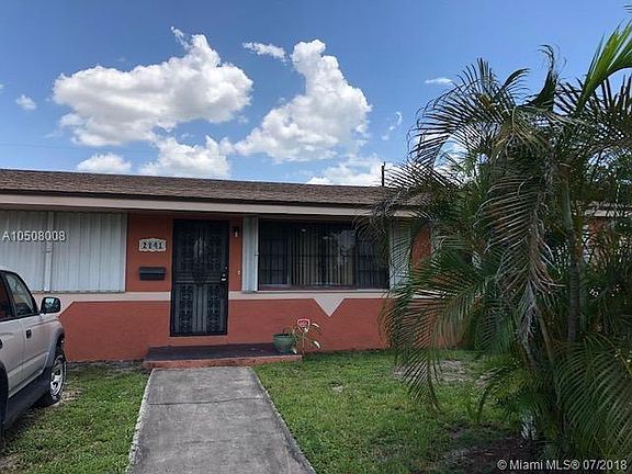 3rd image of 2841 NW 211th St