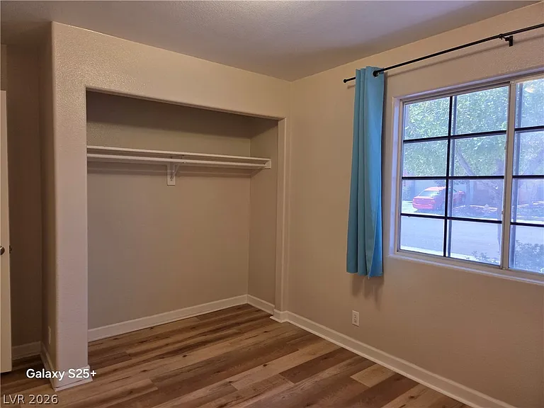 7428 Fencerow St — Photo 10