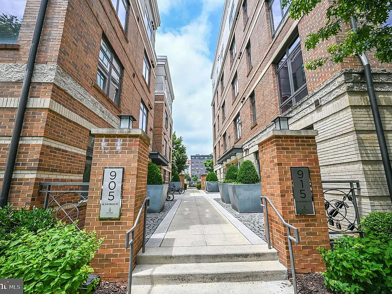 915 N Patrick St #507 — Photo 3