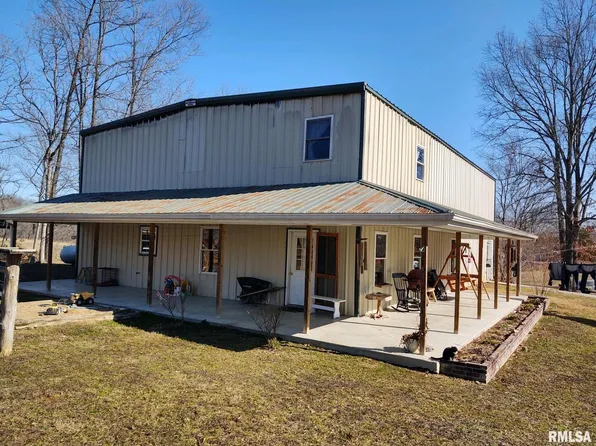 30 Pioneer Ln, Vienna, IL 62995