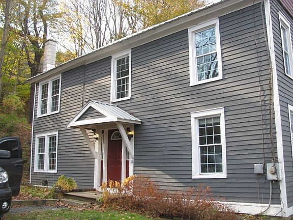 Side entry from driveway