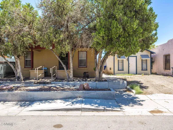 3305 Oak St, Las Cruces, NM 88005