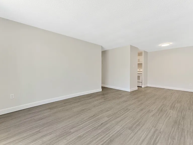99 Thomas St — Photo 14