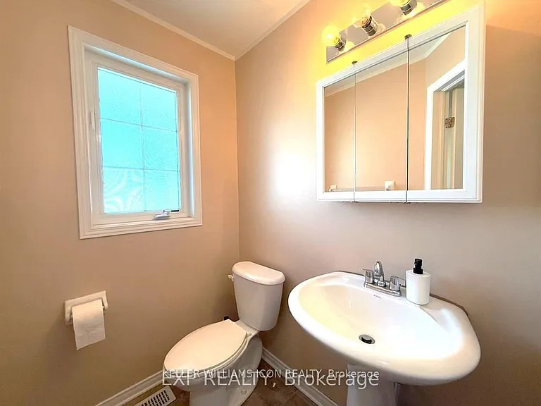 124 Lokoya St — Photo 4