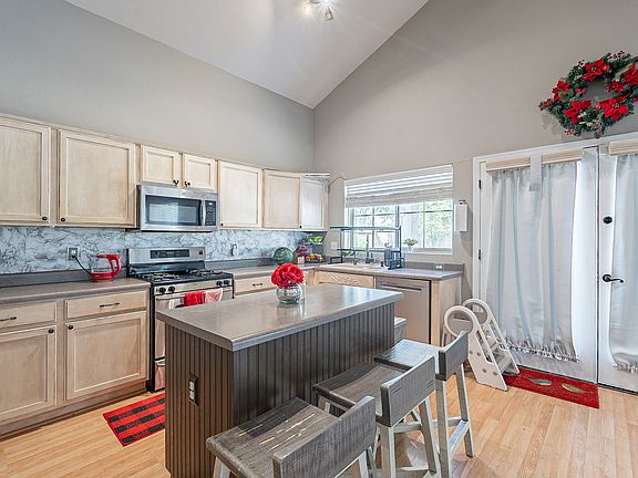 4th image of 3734 E Bruce Ct