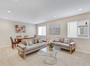 738 W La Jolla St APT 10, Placentia, CA 92870