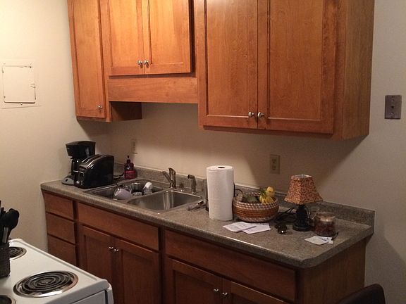 3rd image of 3410 Girard Ave S APT 202