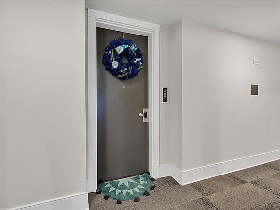 3rd image of 900 Bartholomew St #407