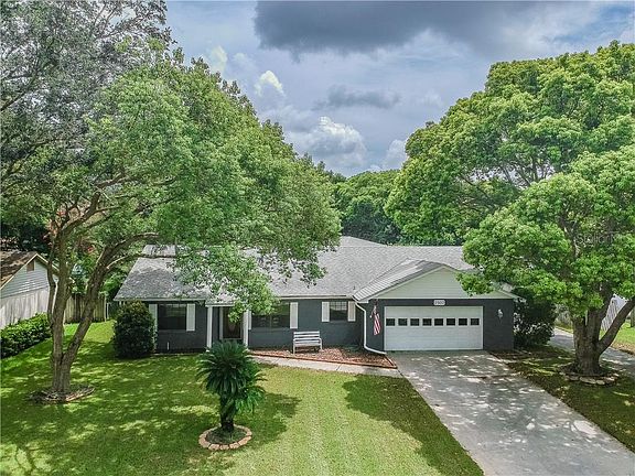 2nd image of 1507 Loretta Ct