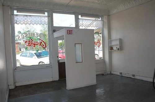 4th image of 140 E 5th Ave