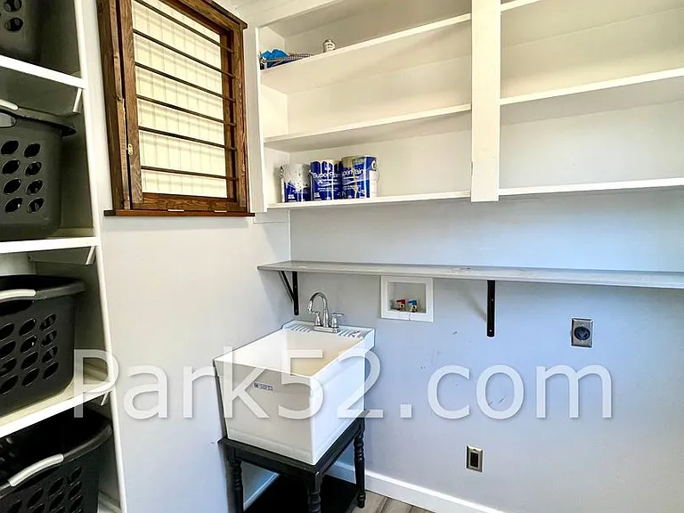 808 S Oxford St — Photo 22