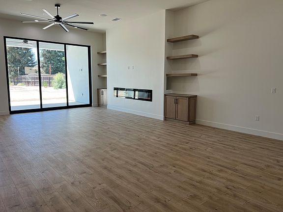 5th image of 2219 Diamante Drive