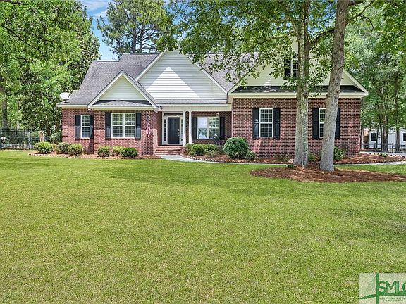 2nd image of 713 Tennessee Walk