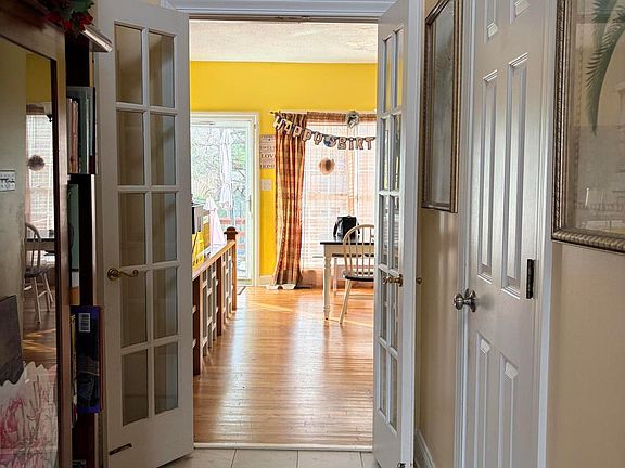 4th image of 3013 Brassfield Drive