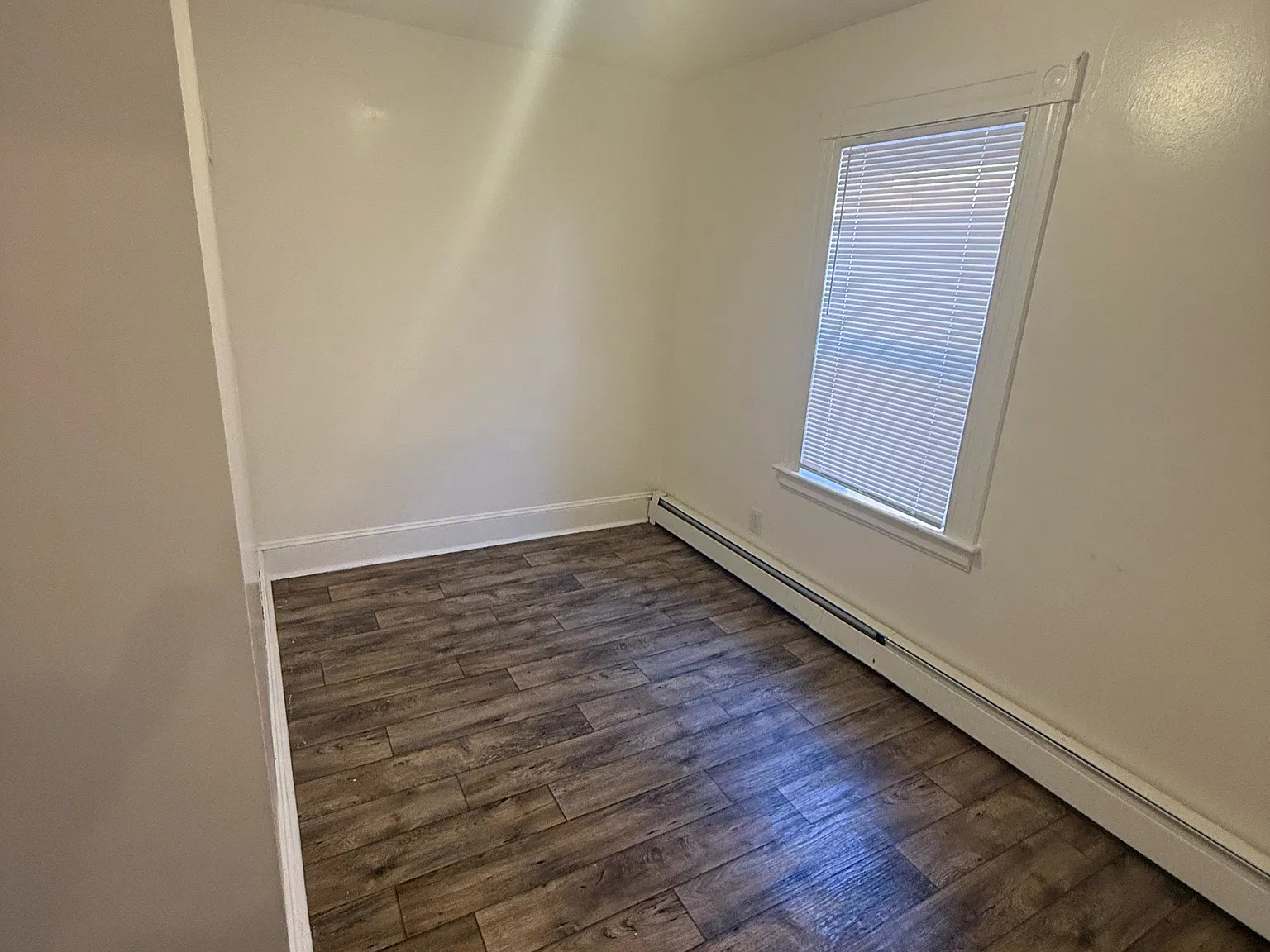 2 bed, 1000 sqft, $1,450 — Photo 4