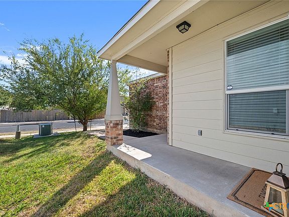 2nd image of 5704 Levenwood Ln