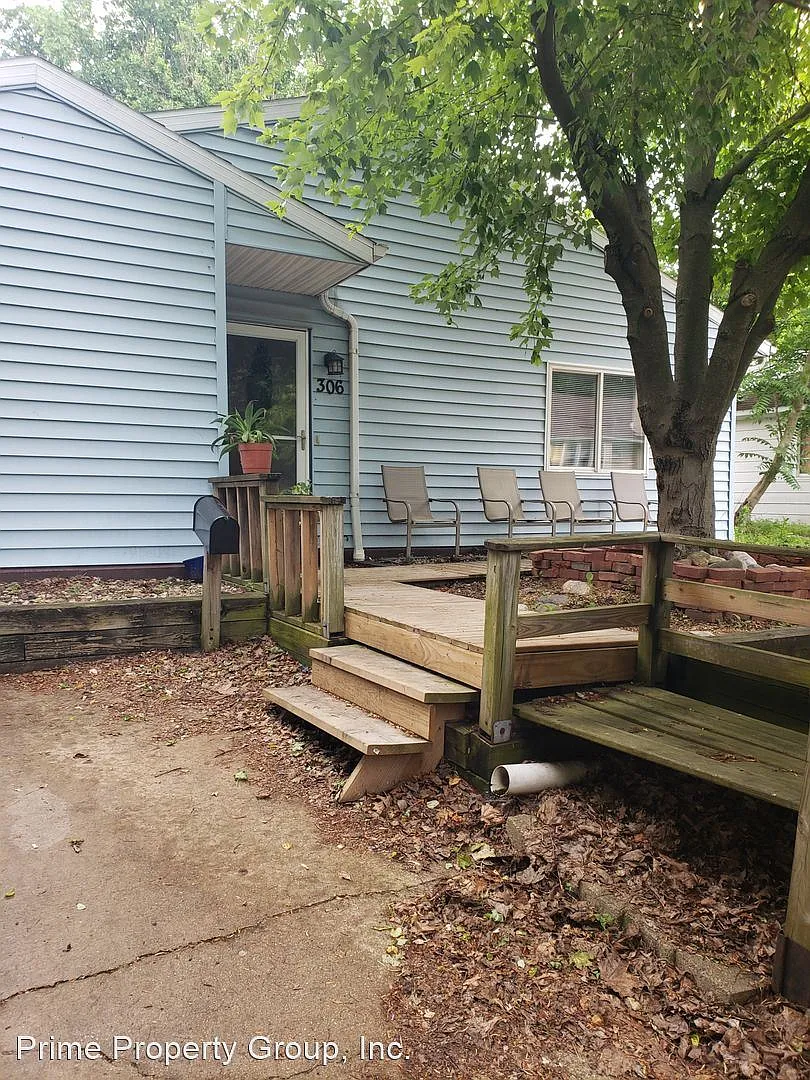 306 N Fair St photo 1