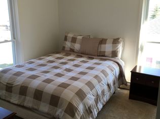 605 State St, Charlevoix, MI 49720