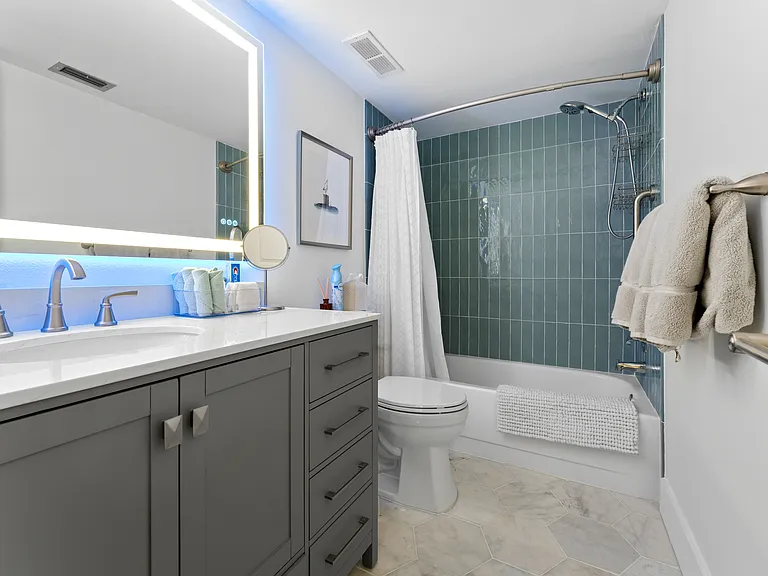 6287 Bahia Del Mar Cir #312 — Photo 9