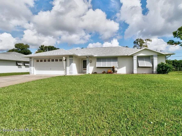 172 Delaware Ave, Sebastian, FL 32958