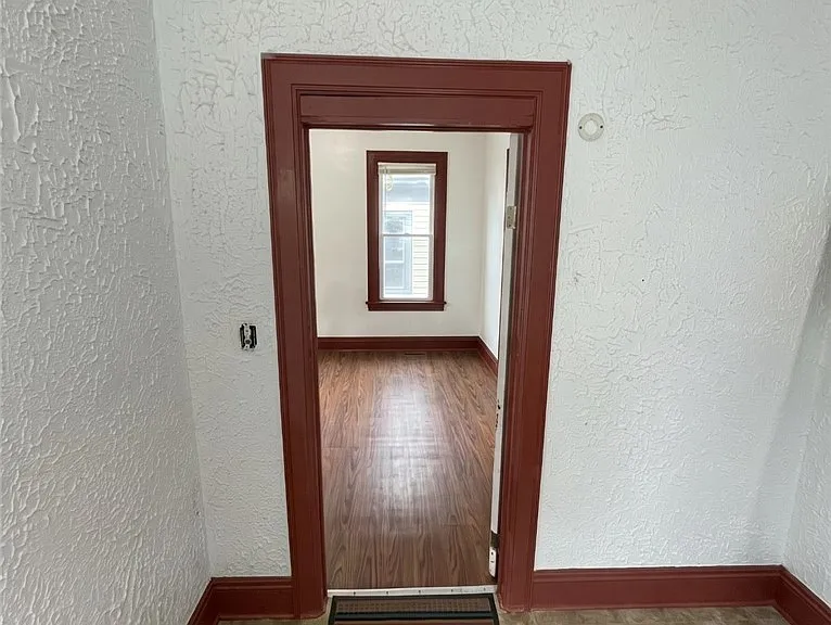 298 Winslow Ave #2 — Photo 4